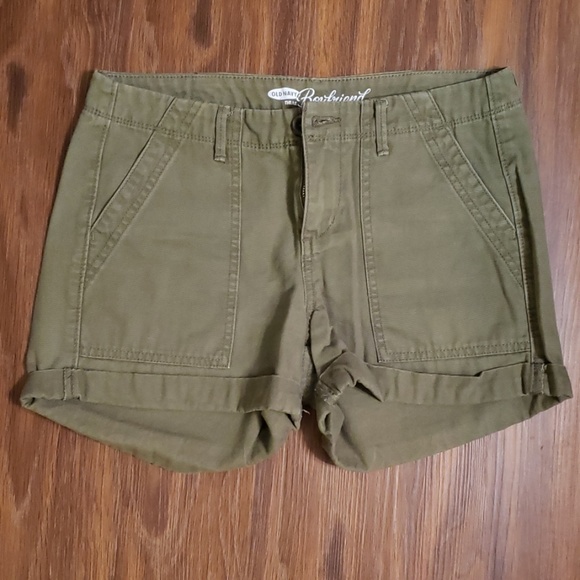 Shorts - Picture 1 of 3